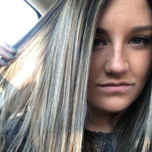 Meet your Posher, Lizzie